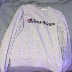 Champion crew neck size men’s small